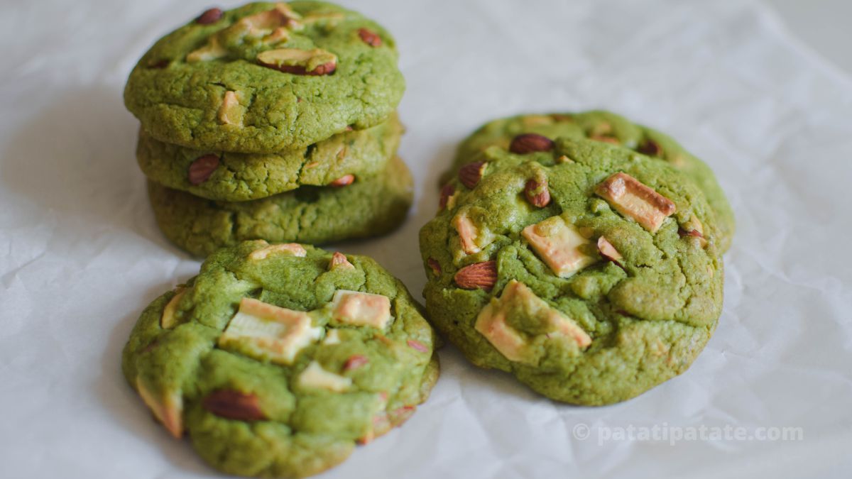 Cookies au chocolat blanc au matcha et a lamande Cookies au chocolat blanc, au matcha et à l'amande